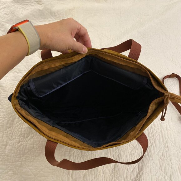 United by Blue 25L Convertible Carryall Fanny Pack Water Bottle Holder Bundle - Picture 6 of 14